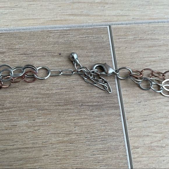 ANTHROPOLOGIEVTri-color Chain Necklace - Picture 4 of 5